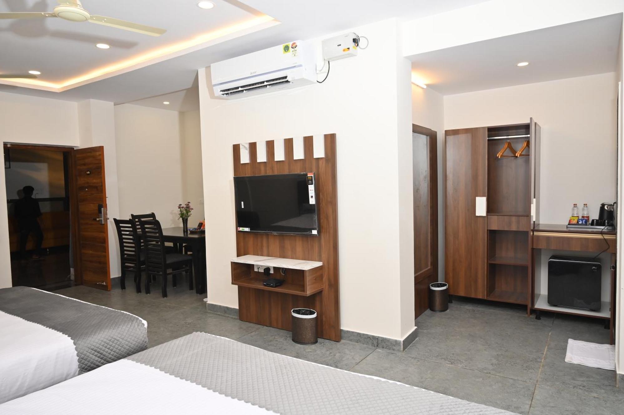 Hotel Shri Devi Comforts Inn Bhatkal Exterior foto